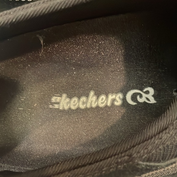 Skechers Women's Black Shoes. Excellent Condition- Worn 3 times. Size 8.5. - Picture 8 of 12